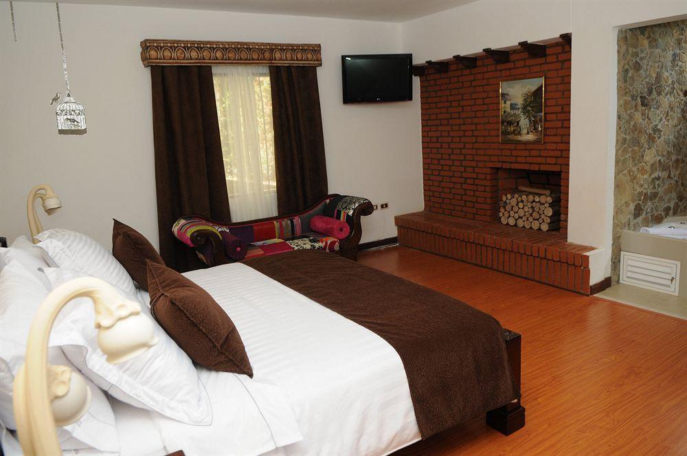 Las Rosas Hotel Boutique Medellín Buitenkant foto