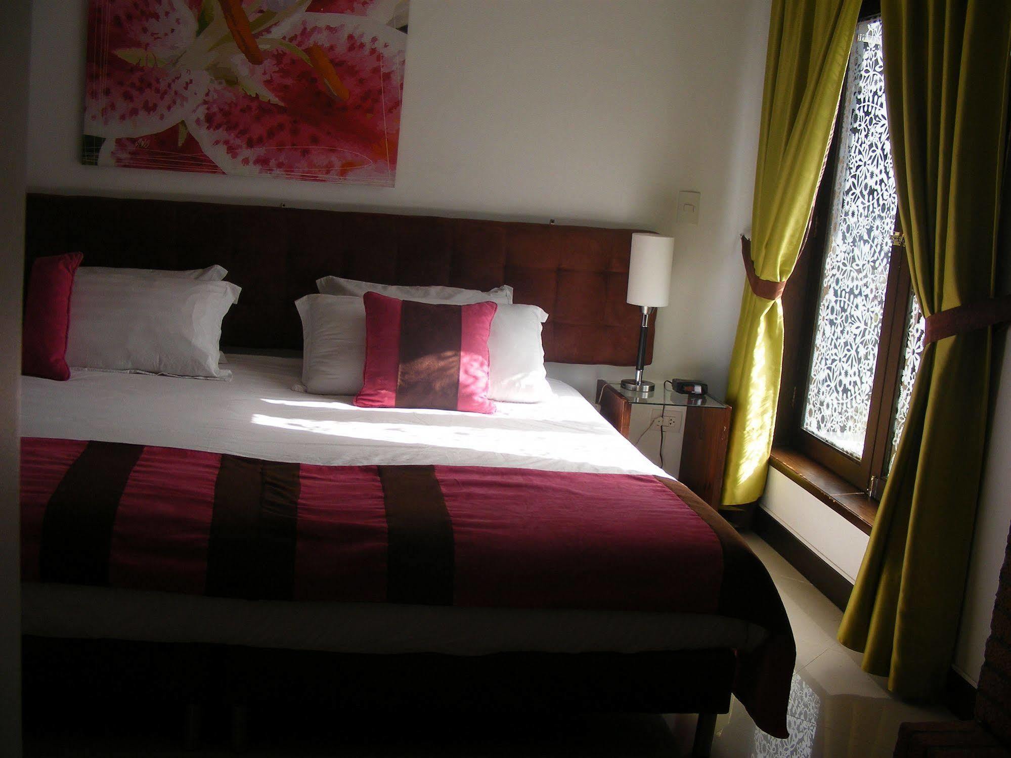 Las Rosas Hotel Boutique Medellín Buitenkant foto